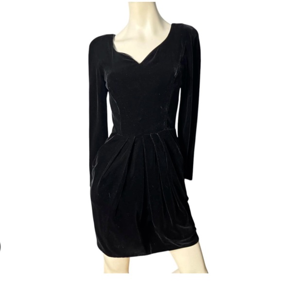 Velvet Black Long Sleeve Dress Vintage Whimsigoth Size 12 - Picture 2 of 9